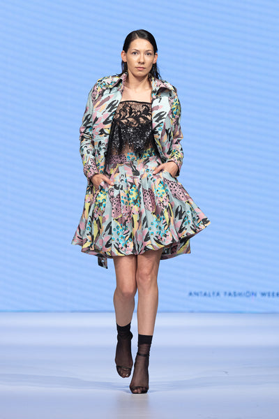 JACQUARD TRENCH COAT & SKIRT & TOP SET