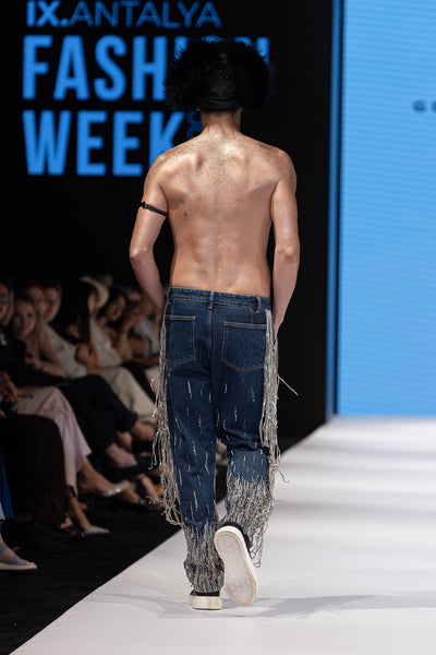 LOOK 10