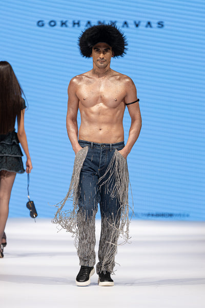 LOOK 10