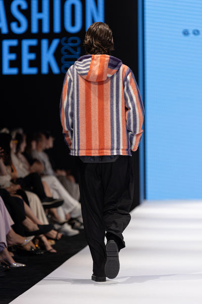 LOOK 17