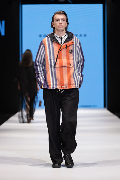 LOOK 17