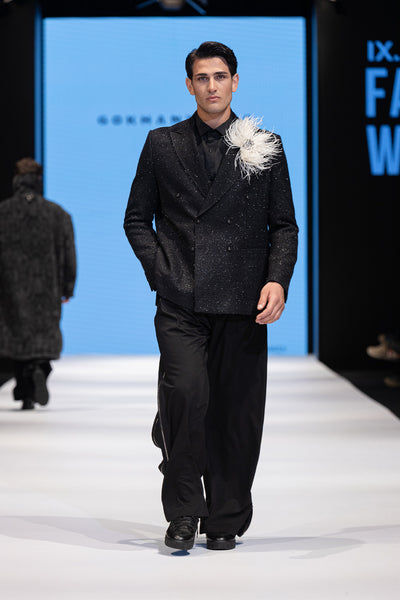 LOOK 25