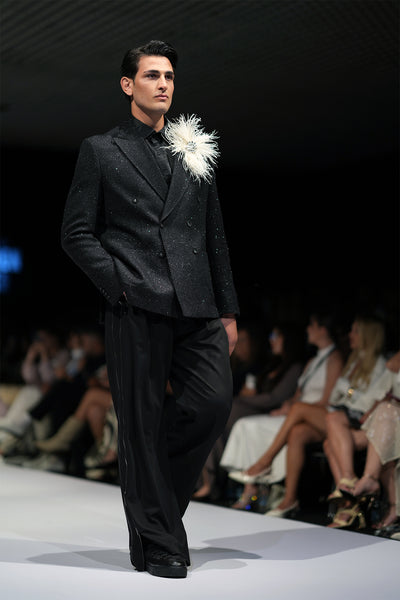 LOOK 25