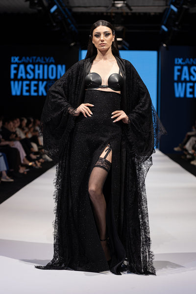 LOOK 26