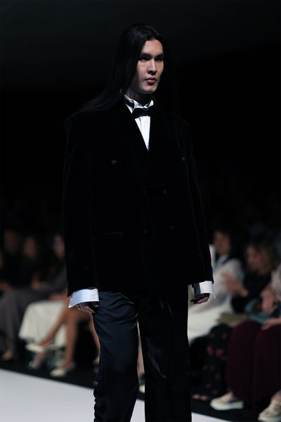LOOK 28