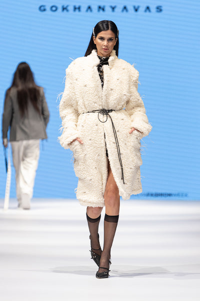 LOOK 2
