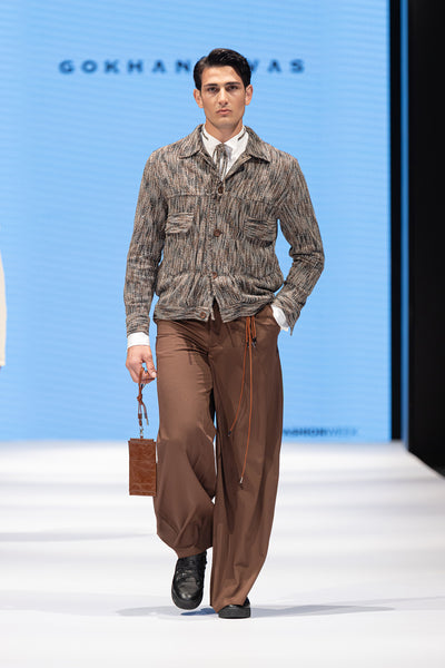 LOOK 4