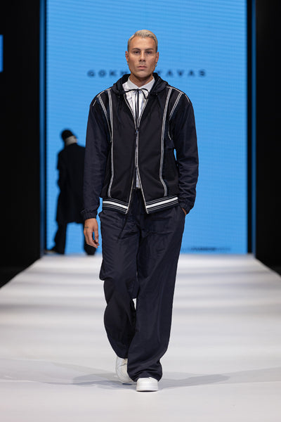 LOOK 8
