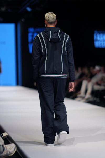LOOK 8