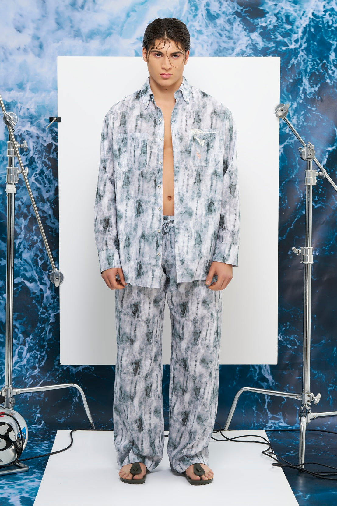 OVERSIZE SHIRT & O-PANTS